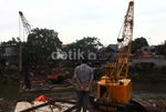 Normalisasi Kali Ciliwung Jadi Tontonan Warga