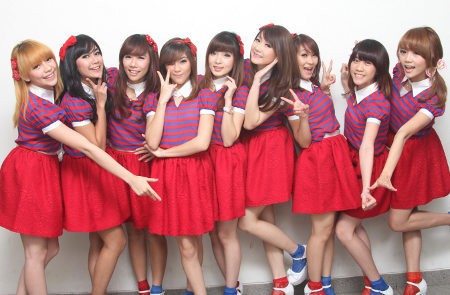 Manggung di 33 Provinsi dalam 31 Hari, Cherrybelle Masuk MURI