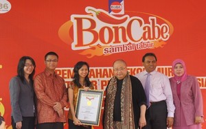 BonCabe Raih Rekor MURI Sebagai Sambal Tabur Pertama di Indonesia