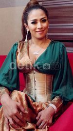 Gaya Timur Tengah ala Cinta Penelope