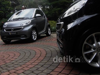 Mobil Mungil Smart Fortwo Dipermak