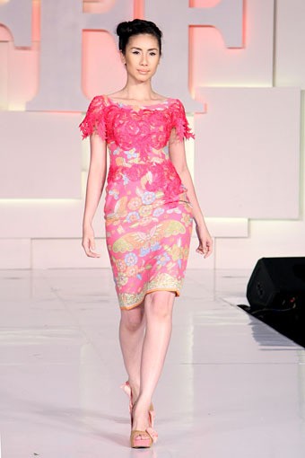 Jakarta, Indonesia - 23 Mei. Grace Fenny Modern Haritage. Jakarta Fashion & Food Festival 2013 at Mal Kelapa Gading. 23 Mei 2013. Jakarta. [Foto: Mohammad Abduh/Wolipop]