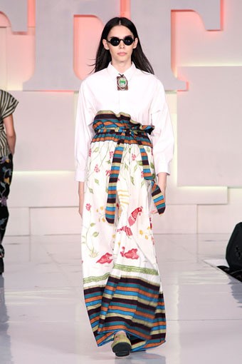 Jakarta, Indonesia - 23 Mei. Parang Kencana Electric Bloom. Jakarta Fashion & Food Festival 2013 at Mal Kelapa Gading. 23 Mei 2013. Jakarta. [Foto: Mohammad Abduh/Wolipop]