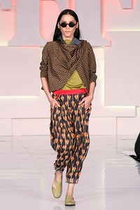 Jakarta, Indonesia - 23 Mei. Parang Kencana Electric Bloom. Jakarta Fashion & Food Festival 2013 at Mal Kelapa Gading. 23 Mei 2013. Jakarta. [Foto: Mohammad Abduh/Wolipop]