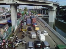 Imbas Banjir Rob Ancol, Macet 5 Km di Jalan RE Martadinata