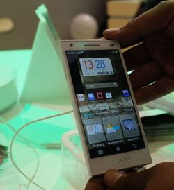 OPPO Pamer Ponsel Android dengan Kamera Depan 5 MP