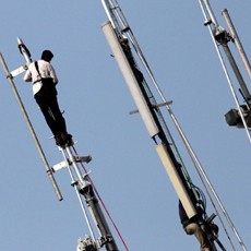 Sarana Menara Siap Akuisisi Tower Operator