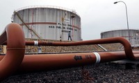 Dengan adanya CNG Plant (Compressed Natural Gas), maka Indonesia Power akan bisa mengoperasikan Blok 2 sebagai pemikul beban puncak tanpa menggunakan BBM. (Agus Trimukti/Humas PLN).