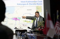 Dan selanjutnya sedang disiapkan pembangunan transmisi dari Bengkayang ke Ngabang sejauh 90 kilometer. Agus Trimukti/Humas PLN.
