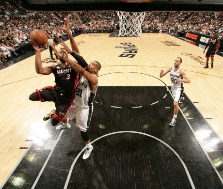 LeBron-Wade Cemerlang, Heat Samakan Skor 2-2