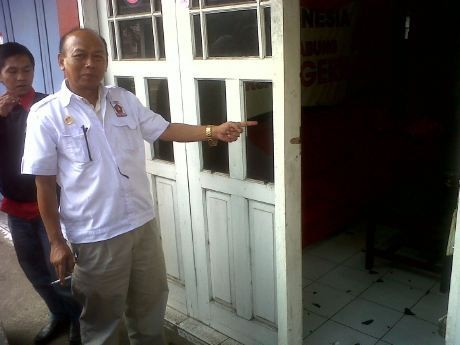 Kantor DPC Gerindra Garut Dirusak Orang Tak Dikenal Kantor DPC Gerindra Garut Dirusak Orang Tak Dikenal