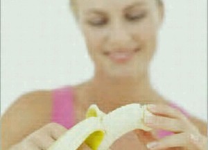 Wanita Perlu Konsumsi Pisang dan Semangka Agar Libido Lebih Kuat