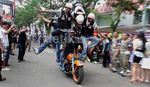 Kota Hujan Dihujani Aksi Motor Gede