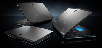     Ada tiga varian Alienware yang dipamerkan. Ketiga unit ini secara general berbeda dari besaran ukuran layar.