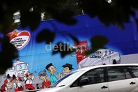 Baleho tersebut mengajak masyarakat agar lebih hemat dalam pemakaian BBM. 