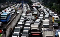 Arus lalu lintas yang mengarah ke Slipi macet. Lamhot Aritonang/detikFoto.