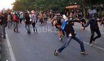 Demo di Makassar Rusuh, Sepeda Motor Dibakar