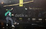 Demo Tolak BBM di Gedung DPR Rusuh