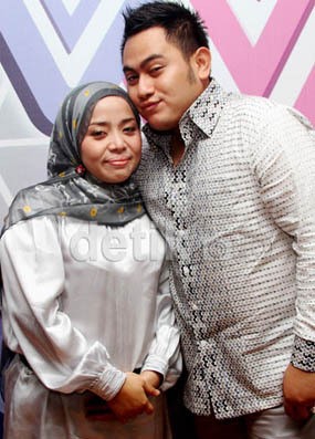 Nassar dan Muzdalifah Sebar 1000 Undangan Rayakan Ultah Pernikahan