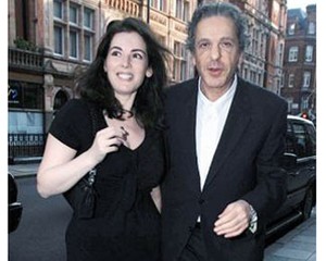 Suami Chef Nigella Lawson Ngaku Mencekik, Tapi Tidak Bertengkar Serius