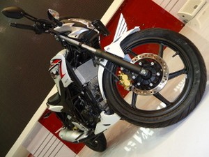 Penyebab Suara Kasar Saat Pindah Gigi di Honda CBR150R