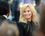 Wajah Sumringah Demi Lovato