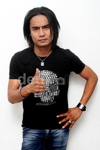 Charly berpose. Gus Mun/detikHOT.