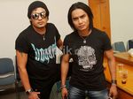 Charly Setia Band dan Kaus Tengkoraknya