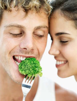 Perbanyak Makan Tomat dan Brokoli Agar Volume Sperma Bertambah