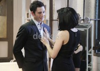 Mike Lewis menjadi model di video klip terbaru Lita yang berjudul 'Terlalu Perih'.