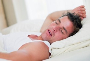 Orang Gemuk Cenderung Tidur Ngorok, Ini Sebabnya
