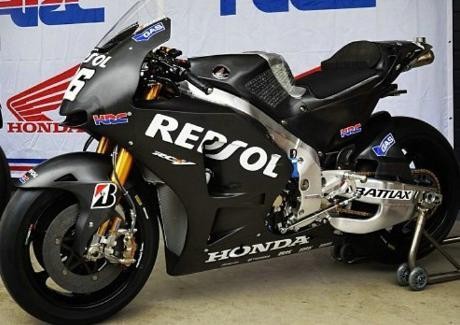 Hujan Deras Hambat Ujicoba, Honda Luncurkan Motor 2014