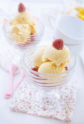 Mau Tetap Ramping? Pilih Topping Es Krim yang Enak dan Sehat Ini!