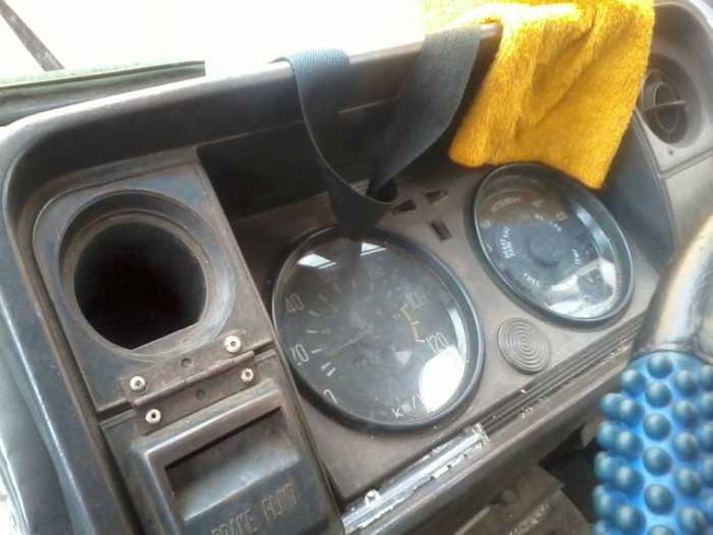 6 Penampakan Ajaib Metro Mini dan Kopaja Buluk