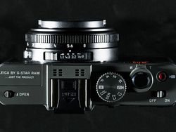 Kolaborasi Apik Kamera Leica dan G-Star Raw