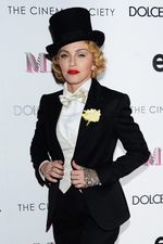 Gaya Gentleman Madonna