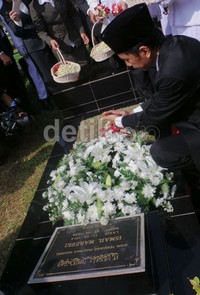 Jokowi tampak berdoa. Mulya Nurbilkis/detikNews.