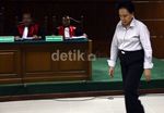 Sutrisno Bachir Bersaksi di Sidang Kasus Alkes