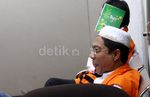 Sefti Sanustika Jenguk Fathanah Lagi