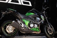     Motor ini menggendong mesin berkapisitas 800cc dan berkonfigurasi paralel empat silinder 16 katup ini, mengusung sistem noken as DOHC (double over head camshaft) dengan sistem pembakaran injeksi
