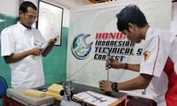Para peserta ini disyaratkan maksimal duduk di kelas 2 SMK dan menjadi pemenang lomba sejenis di tingkat regional yang diadakan main diler Honda.