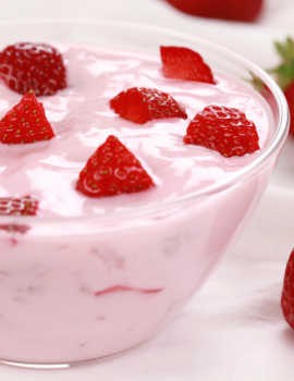 Strawberry dan Yogurt Bisa Mencegah Gatal dan Kering pada Miss V