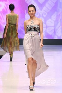 Jakarta, Indonesia - 17 Mei. Jaya Sugita WH Fashion. Denpasar Endek. Jakarta Fashion & Food Festival 2013 at Grand Ballroom Harris Hotel. Kelapa Gading. 17 Mei 2013. Jakarta. [Foto: Mohammad Abduh/Wolipop]