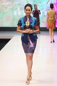 Jakarta, Indonesia - 17 Mei. Putu Anom Sari Kebaya. Denpasar Endek. Jakarta Fashion & Food Festival 2013 at Grand Ballroom Harris Hotel. Kelapa Gading. 17 Mei 2013. Jakarta. [Foto: Mohammad Abduh/Wolipop]