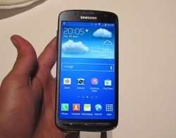 Main Air dengan Galaxy S4 Active
