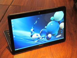 Samsung Ativ Q: 1 Perangkat, 2 OS, 4 Gaya