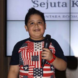 Bintang Cilik Nizam Dirawat di Rumah Sakit