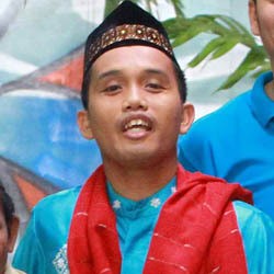 Ustad Maulana Siap Ramaikan Kontrakan Tiga Pintu