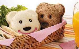 Sandwich Juga Bisa Dibentuk Wajah Beruang Lucu