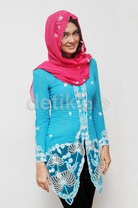 Luna Maya saat ditemui di kawasan Kebon Jeruk, Jakarta Barat, Jumat (21/6/2013). Gus Mun/detikHOT.